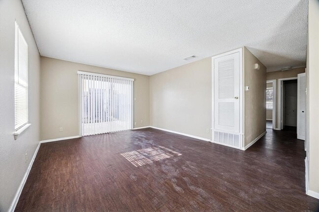 908 Kirschner Pl