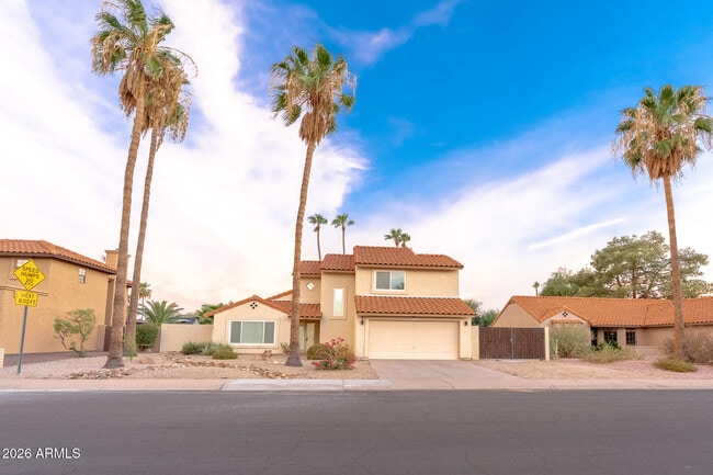 Building Photo - 5625 E Tierra Buena Ln