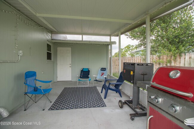 Photo - 2812 Kingston Ln