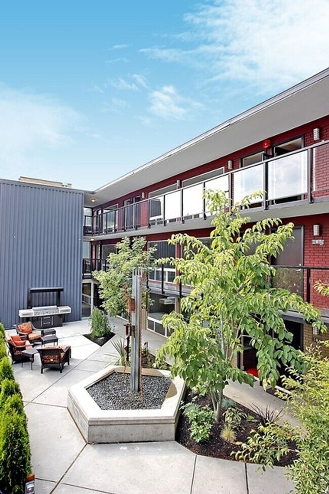 Photo - Capitol Hill One Bedroom Condo For Rent Unit 110