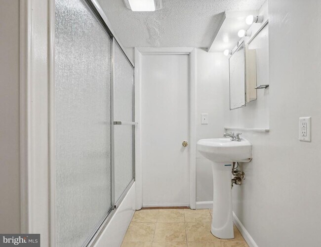 Photo - 7405 Columbia Ave Unit 1