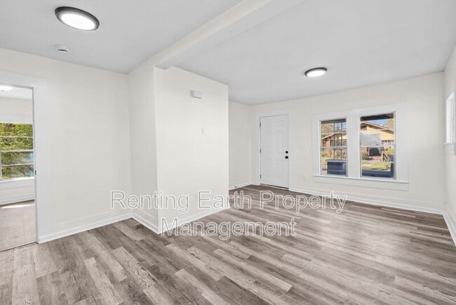 Photo - 1209 19th Pl SW