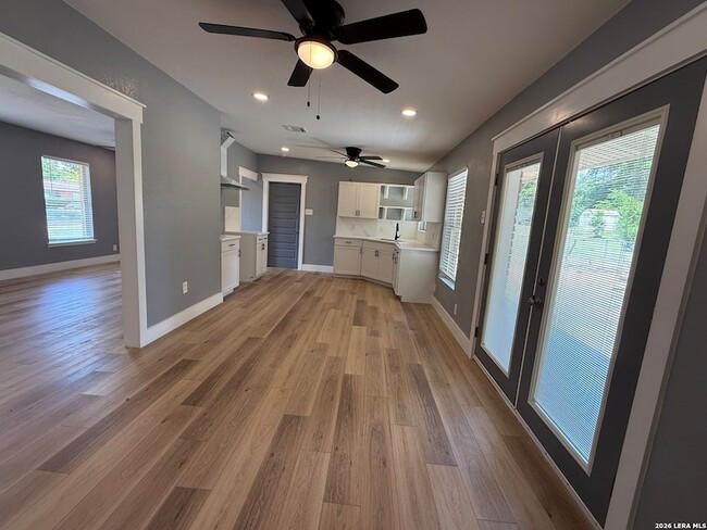 Photo - 4410 Trailwood Dr