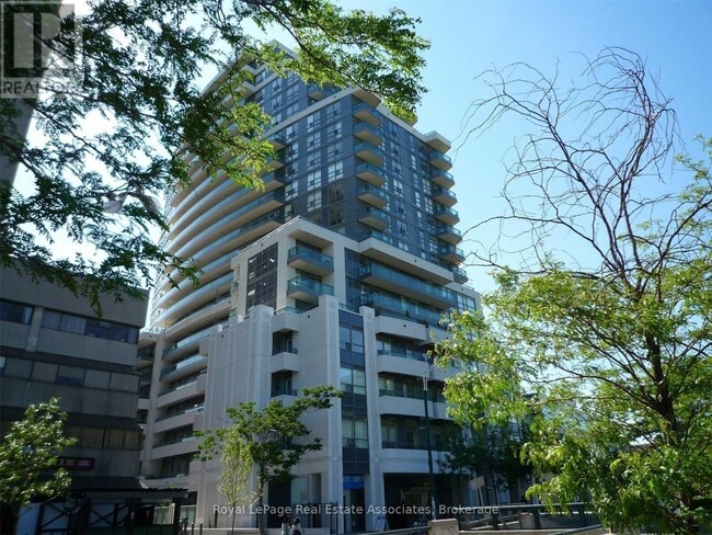 Photo - 736 Spadina Ave. Unit 911