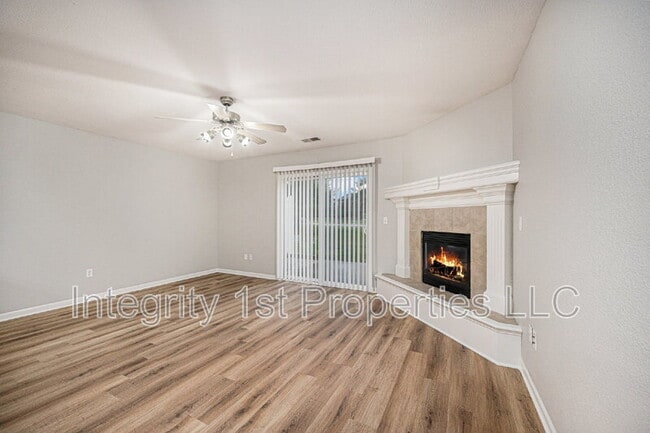 Photo - 8887 N Helena Ave Unit 8891