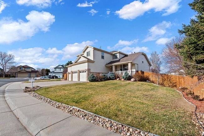 Photo - Long Realty & Property Management - Big home. Big yard. Big vibes. 6 beds 4 baths 3,556 sq ft Aur...