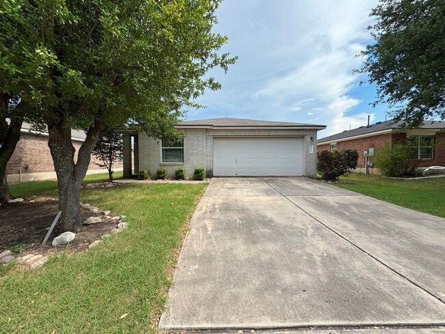 Building Photo - 600 Golden Gate Dr Rental