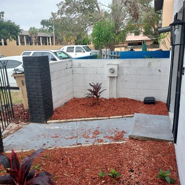 Photo - 9807 N 52nd St