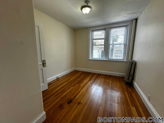 Photo - 5 Barrows St Unidad 4A