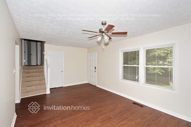 Photo - 208 Clydesdale Rd