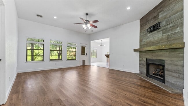 Photo - 410 Beasley Dr
