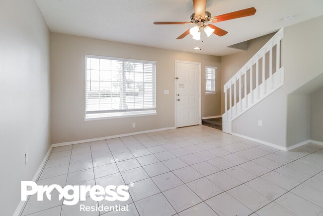 1204 Ivy Meadow Dr
