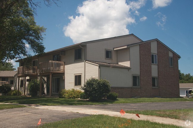 Photo - Cedar Creek Apartments