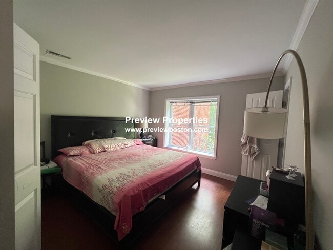 Photo - 164 Newton St Unit 3P