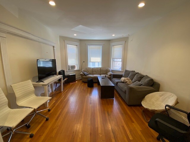 Photo - 41 Orkney Rd Apartments Unit 2