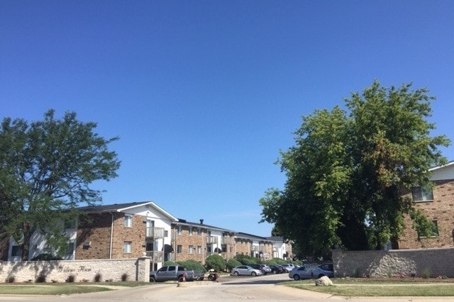 entrada - Willow Run of Crest Hill