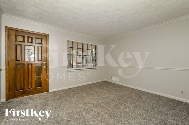 Photo - 367 Bedford St