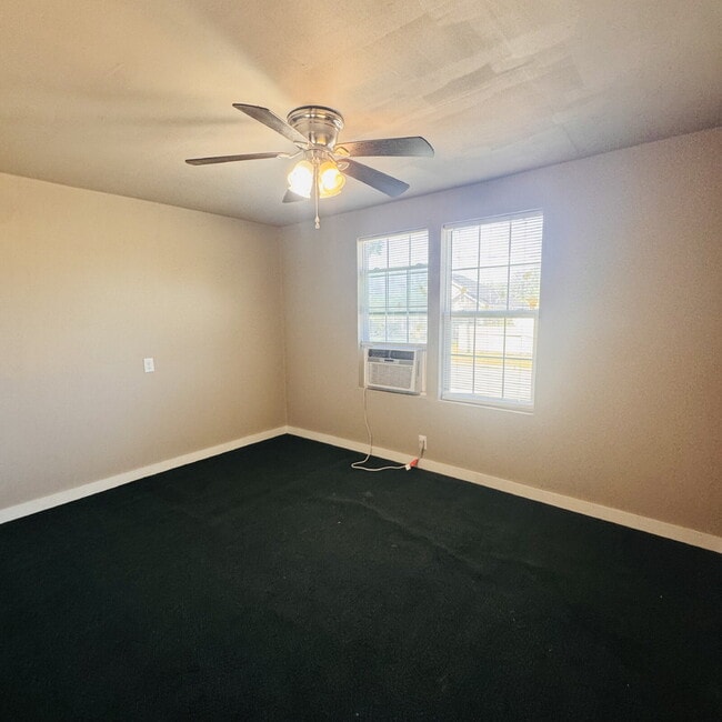 1397 Corley Ave