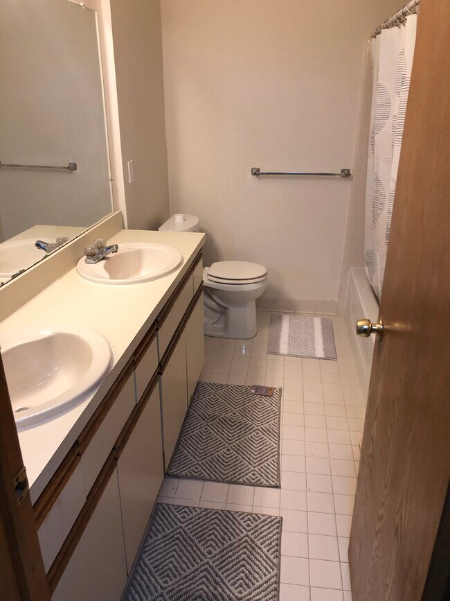 Photo - 5923 Niles Dr