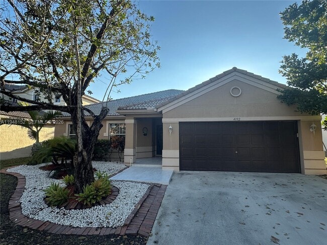 Photo - 4192 Laurel Ridge Cir