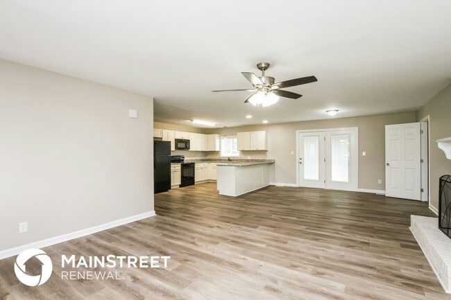 Photo - 16901 Knoxwood Dr