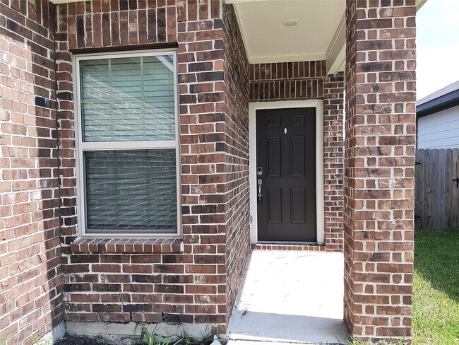 Photo - 919 Redinger Ridge Dr