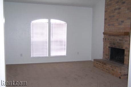 Living Room - Lakeview Townhomes