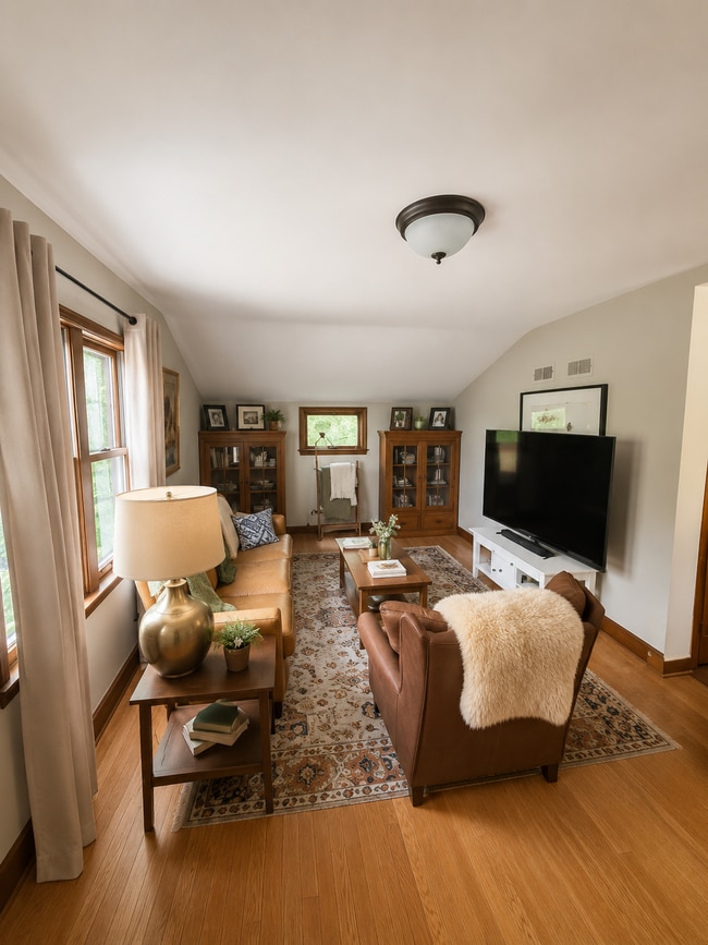Photo - 1424 N 70th St Unit Upper