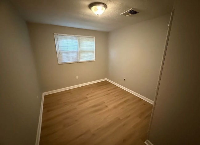 Photo - 3521 Dundale Rd