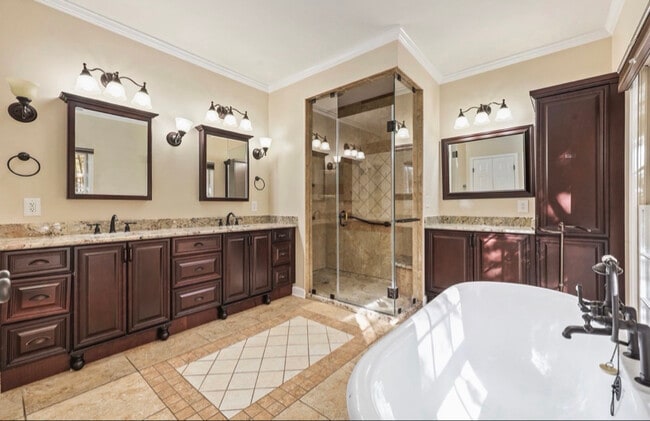 Photo - 313 Raft Cove