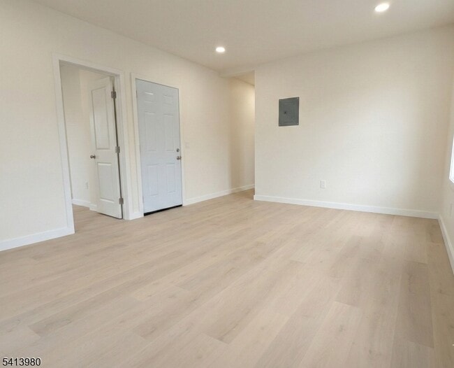 Photo - 331 Yale Ave