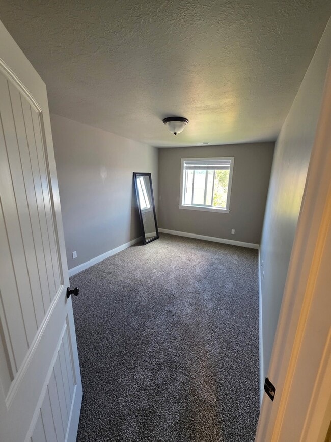 Photo - 485 1425 N St