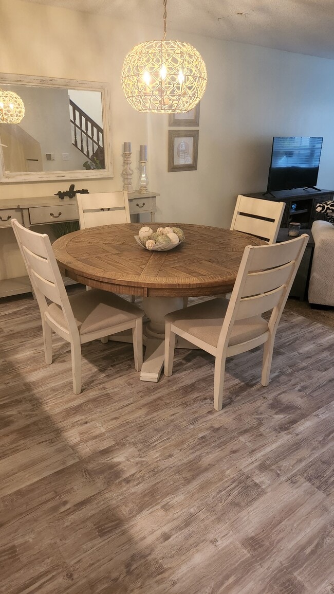 Photo - 2106 Clover Hill Rd