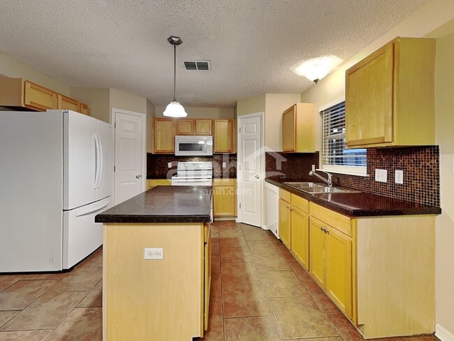 Photo - 1071 Royal Marquis Cir