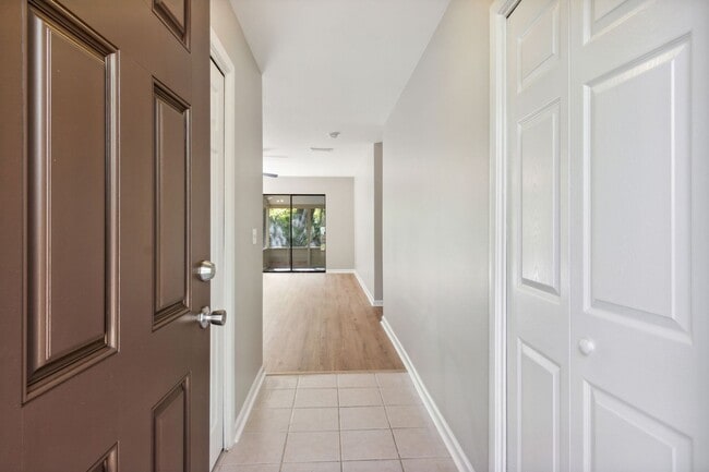 Photo - Mariners Walk - Easy walk to the beach