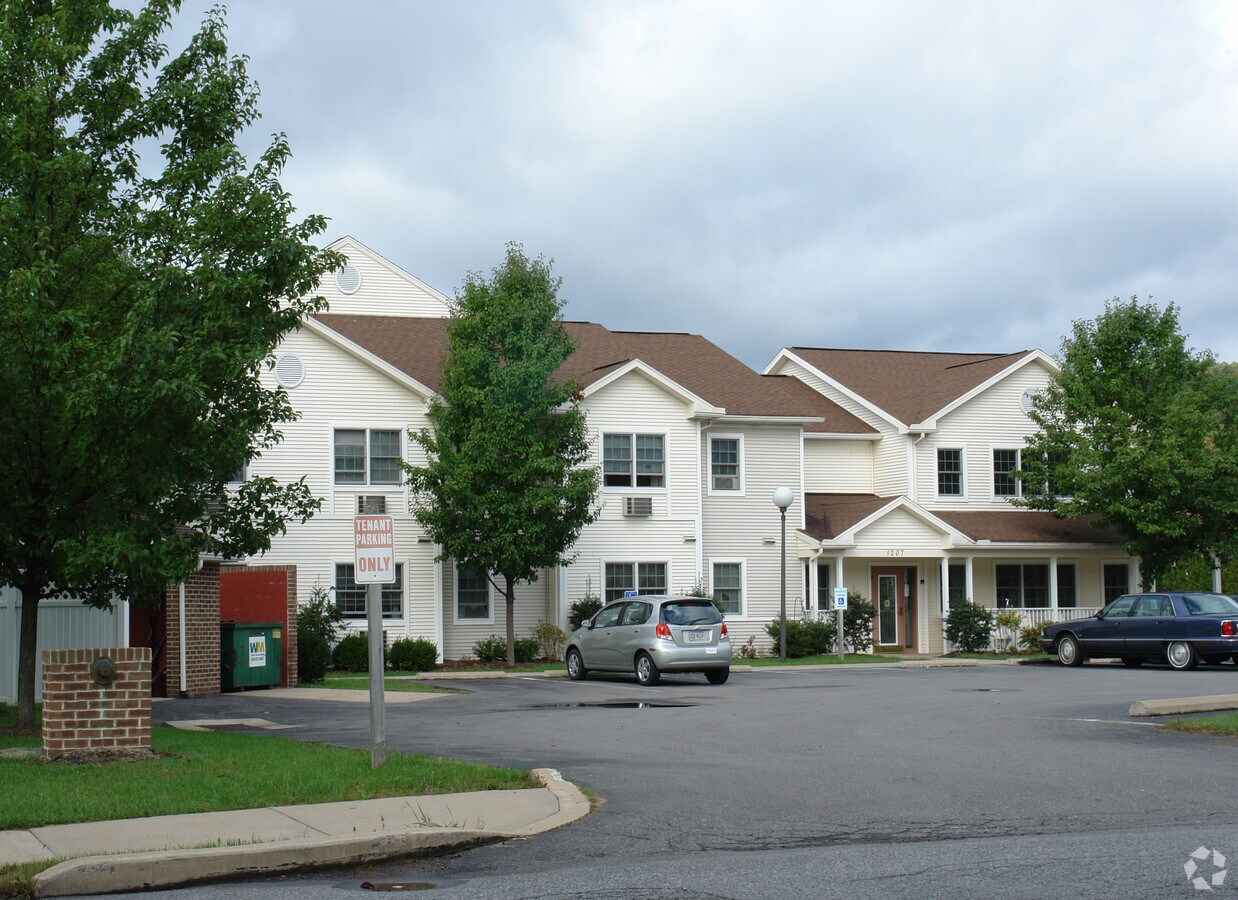Photo - Almond Street Commons