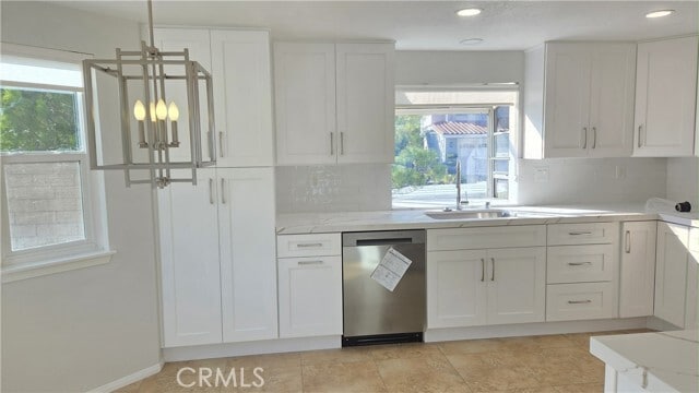 Photo - 24212 Davida