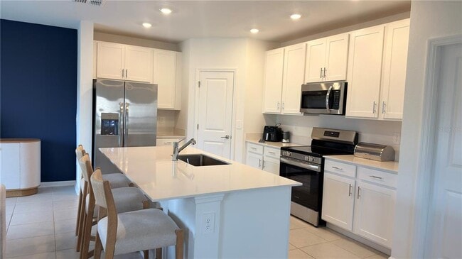 Photo - 2731 Armstrong Ave