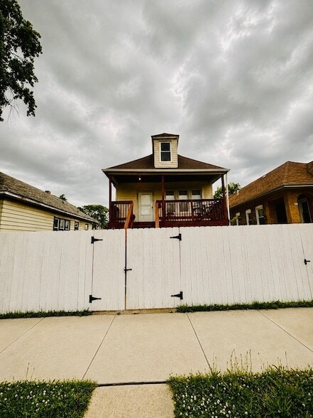 Photo - 10327 S Calhoun Ave
