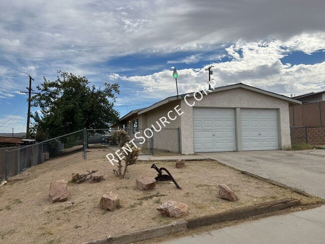 2 Bedroom Duplex For Rent in Barstow - 2 Bedroom Duplex For Rent in Barstow Casa