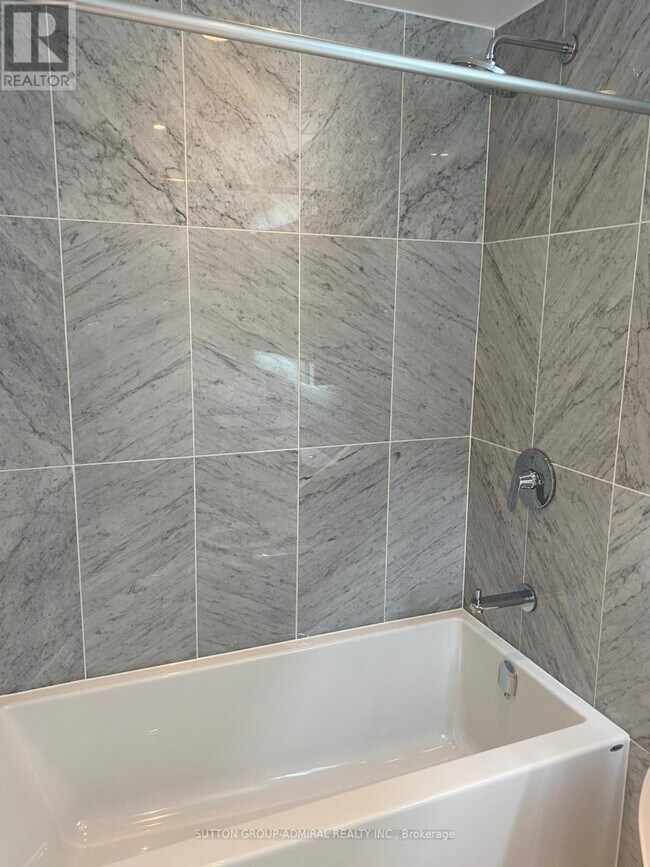 Photo - 115 McMahon Dr Unit 808