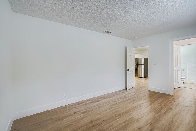 Living Room 2 (Web Quality) - Brisa Apartments