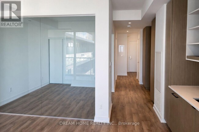 Photo - 20 Edward St Unit 1618