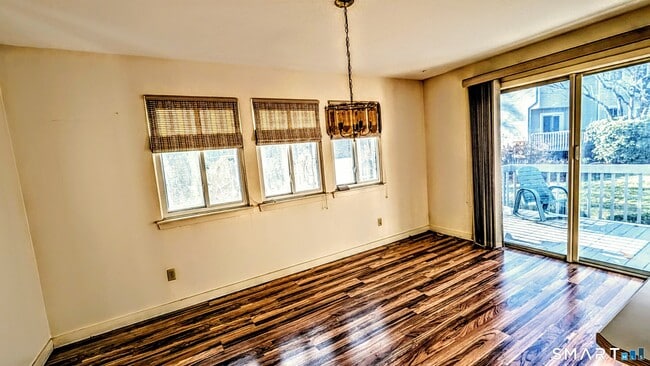 Photo - 69 Northwest Dr Unit APT 45