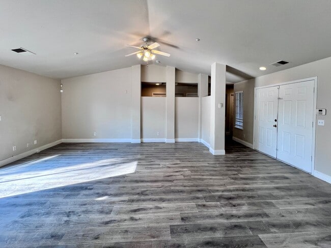 Photo - $2,750 West Fresno Near Island Water Park  4 Bed W. San Ramon