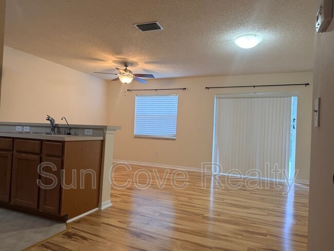 Photo - 4215 Winding River Way