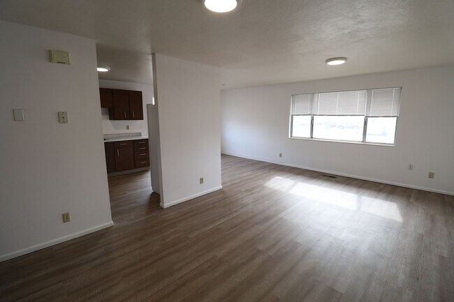 Photo - 312 W 450 N St Unit 314