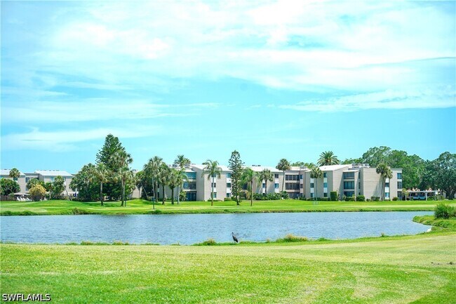 Photo - 4105 Lakewood Blvd Unidad E18
