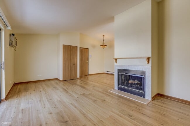 Photo - 431 Berkshire Dr Unit 32