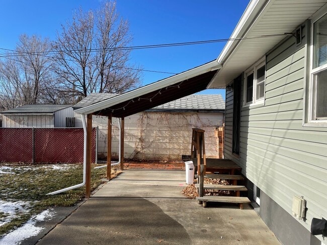 Photo - 1330 Avenue F